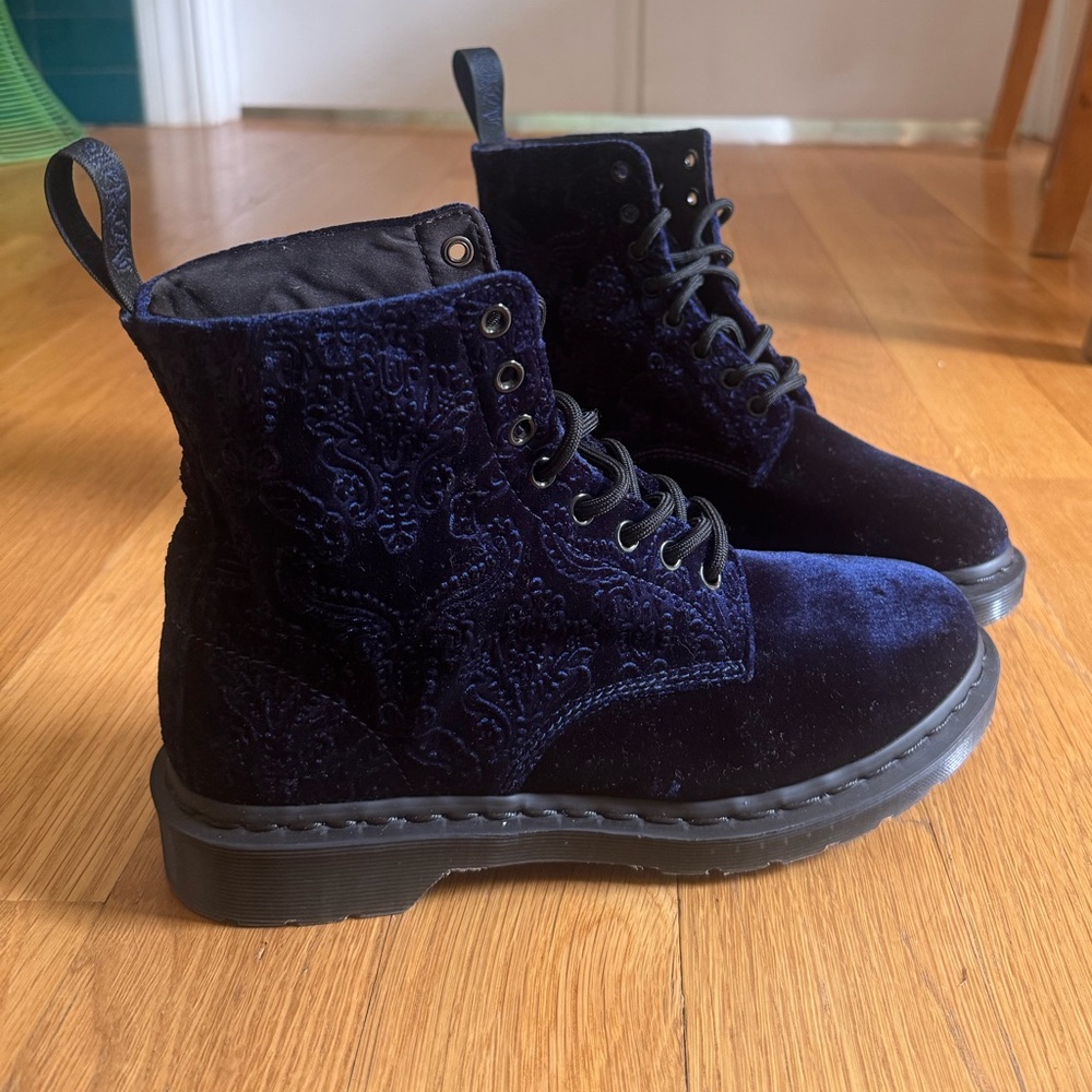 Doc Martens W8 Navy blue 1460 Velvet Brocade boots - Picture 4 of 8